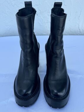 Black Leather Platform Chelsea Boots - Women's